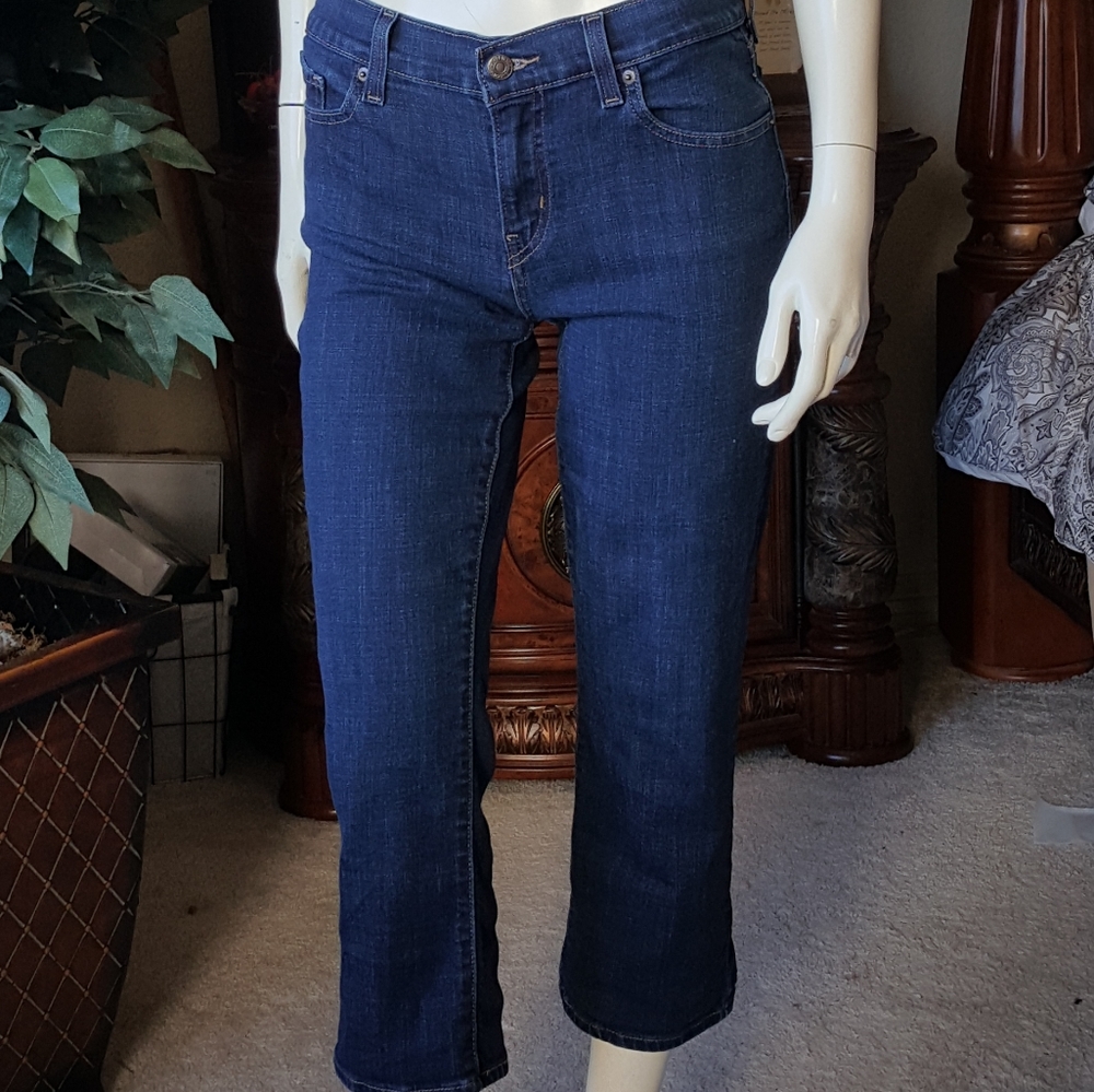 Levi's® Classic Capri Jeans